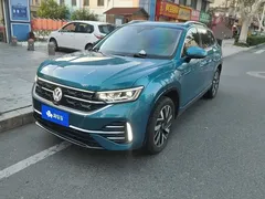 2023 Volkswagen Tayron 330TSI 2WD R-Line, синий — фото 1