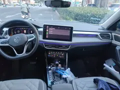 2023 Volkswagen Tayron 330TSI 2WD R-Line, синий — фото 12
