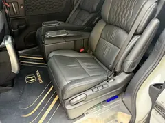 2022 Honda Elysion 2.0L e:HEV Hybrid Luxury, белый — фото 6