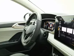 2023 Volkswagen Tharu 300TSI 2WD — фото 22