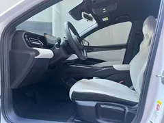 2025 BYD Seal 06 DM-i PHEV Smart Driving 80km Luxury, белый — фото 9