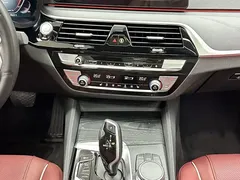 2023 BMW 5 Series 530Li Leading M Sport Package, чёрный — фото 14