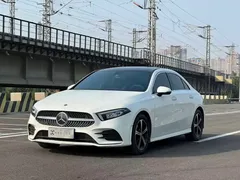 2023 Mercedes-Benz A-Class A 200 L Fashion, белый — фото 1