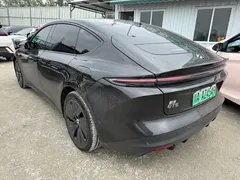 2022 Nio ET5 75kWh, чёрный — фото 6