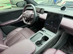 2022 Nio ET5 75kWh, чёрный — фото 10
