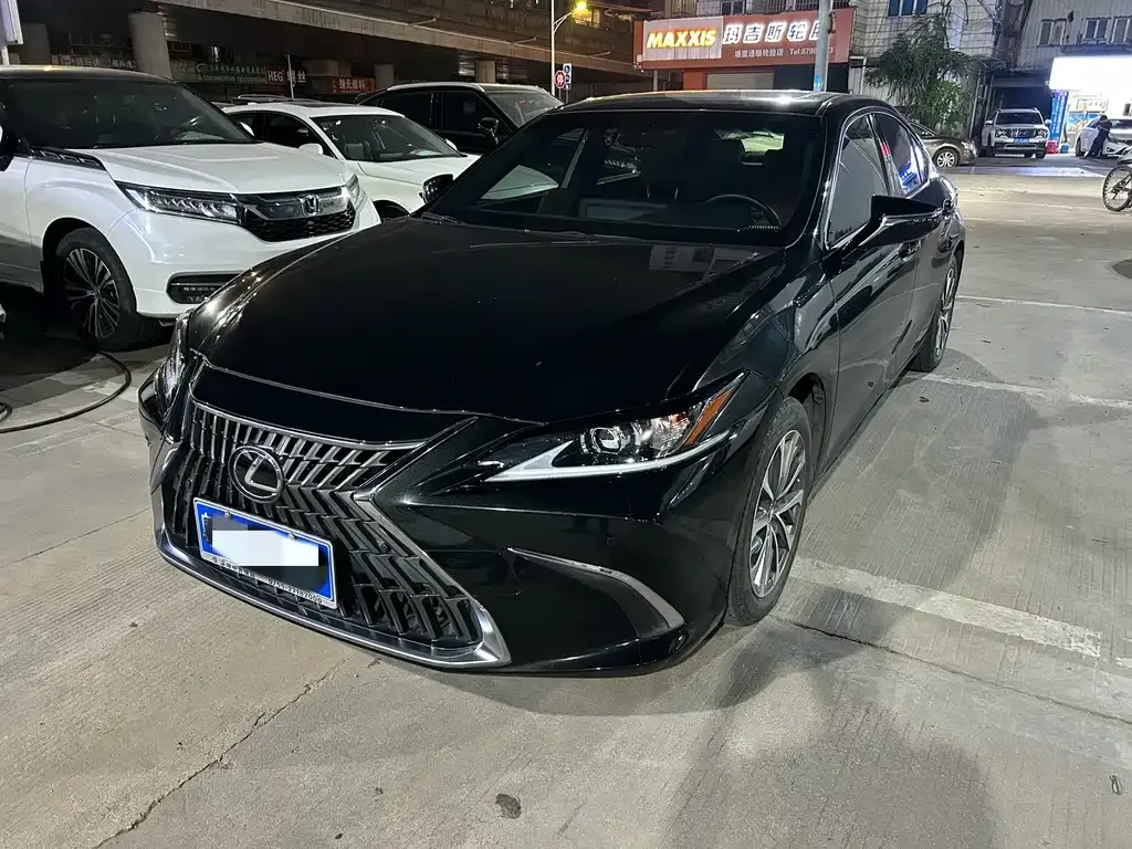 2023 Lexus ES 200 Excellence
