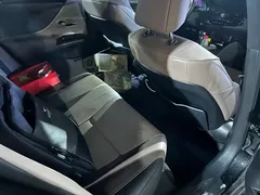 2023 Lexus ES 200 Excellence, чёрный — фото 6
