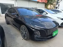 2023 Hongqi E-QM5 Basic Mobility, чёрный — фото 4