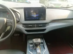 2023 Hongqi E-QM5 Basic Mobility, чёрный — фото 13