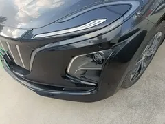 2023 Hongqi E-QM5 Basic Mobility, чёрный — фото 24