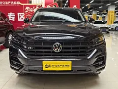 2021 Volkswagen Touareg 3.0TSI Sport Package, чёрный — фото 2