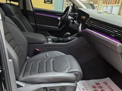 2021 Volkswagen Touareg 3.0TSI Sport Package, чёрный — фото 6