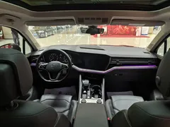 2021 Volkswagen Touareg 3.0TSI Sport Package, чёрный — фото 8