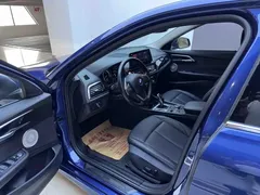 2022 BMW 1 Series 120i M Sport, синий — фото 9