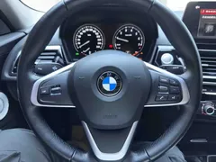 2022 BMW 1 Series 120i M Sport, синий — фото 13