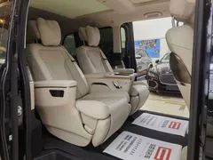 2022 Mercedes-Benz V-Class V 260 L Long Wheelbase Luxury, чёрный — фото 15