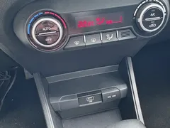 2021 Kia Yipao 1.4L CVT Sunroof, белый — фото 10