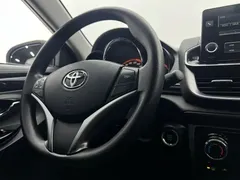 2022 Toyota Yaris L Zhixuan X 1.5L CVT Luxury Plus, белый — фото 10
