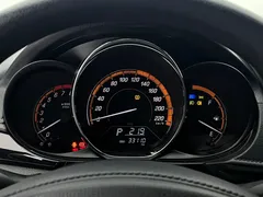 2022 Toyota Yaris L Zhixuan X 1.5L CVT Luxury Plus, белый — фото 18