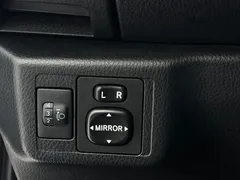 2022 Toyota Yaris L Zhixuan X 1.5L CVT Luxury Plus, белый — фото 19