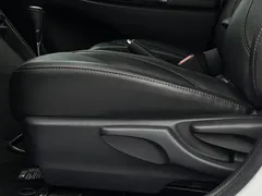 2022 Toyota Yaris L Zhixuan X 1.5L CVT Luxury Plus, белый — фото 21