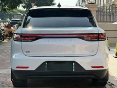 2024 Leapmotor C11 EV 580 Premium, белый — фото 8