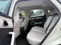 2025 BYD Yuan UP Smart Driving 401km, белый — фото 5