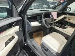 2024 Zeekr 009 6-Seat Executive 4WD 108kWh, чёрный — фото 21
