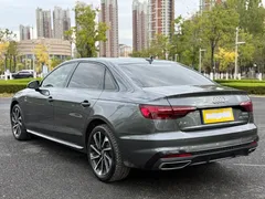 2023 Audi A4L 40 TFSI Luxury Dynamic — фото 3