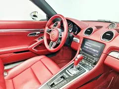 2022 Porsche 718 Boxster 2.0T, белый — фото 11