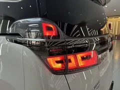 2023 Toyota Vellfire Crown Hybrid 2.5L HV Premium, белый — фото 42