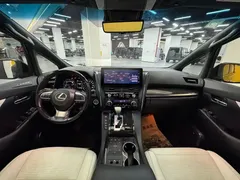 2020 Lexus LM 300h 7-seat, чёрный — фото 10