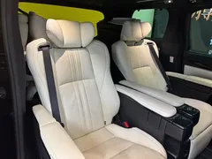 2020 Lexus LM 300h 7-seat, чёрный — фото 21