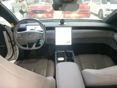 2024 Nio ET5T 75kWh Touring, белый — фото 10