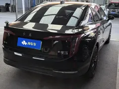 2024 Hongqi E-QM5 EV 610km Plus, чёрный — фото 3