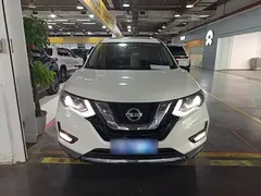 2022 Nissan X-Trail 2.0L 2WD Premium, белый — фото 3