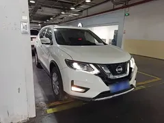 2022 Nissan X-Trail 2.0L 2WD Premium, белый — фото 4