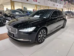 2022 Volvo S90, чёрный — фото 1