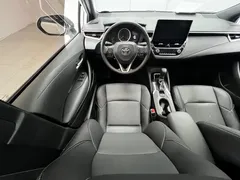 2022 Toyota Levin 185T CVT Luxury, белый — фото 9
