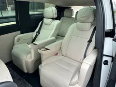 2025 Li Auto MEGA Ultra Smart Refresh, белый — фото 12