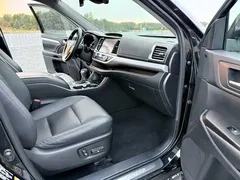 2021 Toyota Highlander 2.0T 4WD Luxury 7, чёрный — фото 9