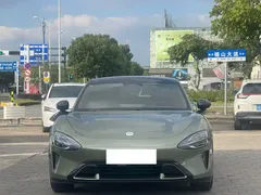 2024 Xiaomi SU7 RWD Long Range Smart Driving, зелёный — фото 2