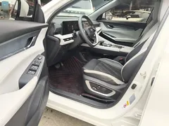 2023 Changan CS75 PLUS 3rd Gen 1.5T AT Premium, белый — фото 16