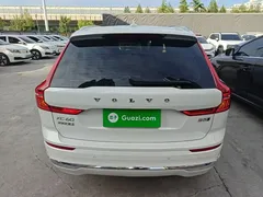 2023 Volvo XC60 4WD Luxury, белый — фото 6
