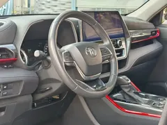 2022 Toyota Highlander 380T 4WD Premium 7-seat, чёрный — фото 12
