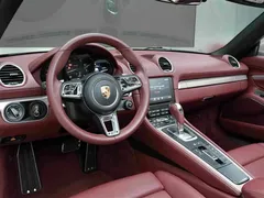 2022 Porsche 718 Spyder 2.0T — фото 7