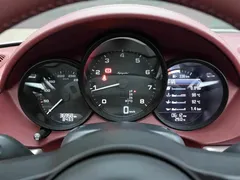 2022 Porsche 718 Spyder 2.0T — фото 8