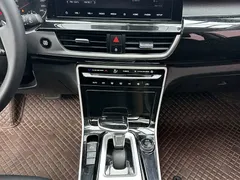 2021 Kia Seltos 1.5L CVT Trend, белый — фото 18