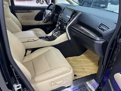 2021 Toyota Vellfire Hybrid 2.5L HV Premium, чёрный — фото 18