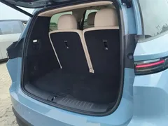 2025 Li Auto i8 Standard, синий — фото 4